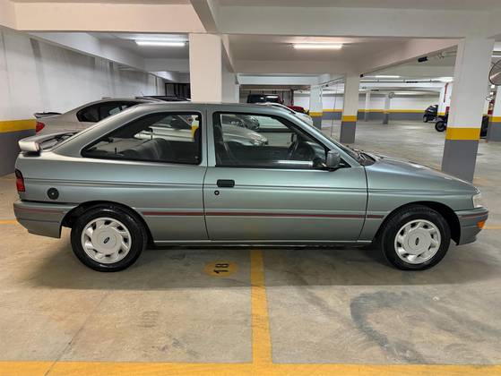 FORD ESCORT 2.0 I XR3 CONVERSÍVEL 8V GASOLINA 2P MANUAL